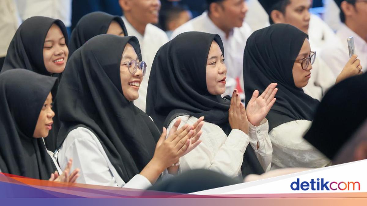 Taj Yasin Emphasises Integrating STEM with Pesantren Values