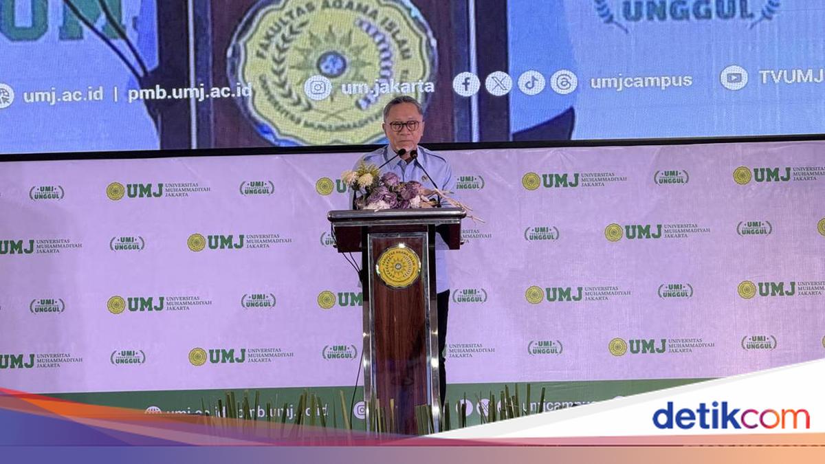 Minister Zulhas Warns of Rampant Disinformation on Social Media, Calls for Media to Enlighten Public