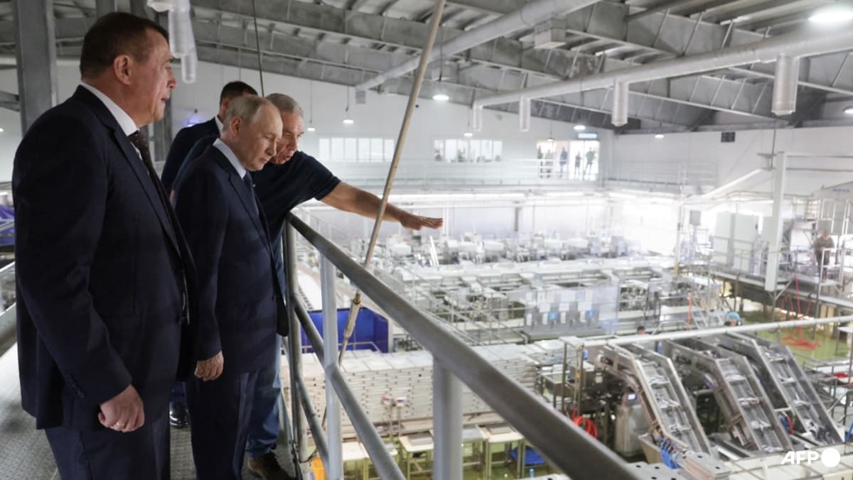 Japan Protests Putin's First Visit to Disputed Kuril Islands