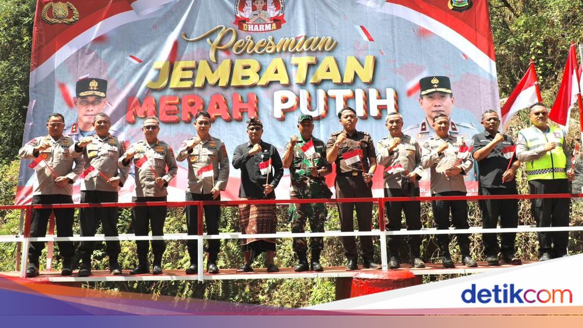President Prabowo Inaugurates 'Red and White Precision' Bridge in Bali, Boosting School Access