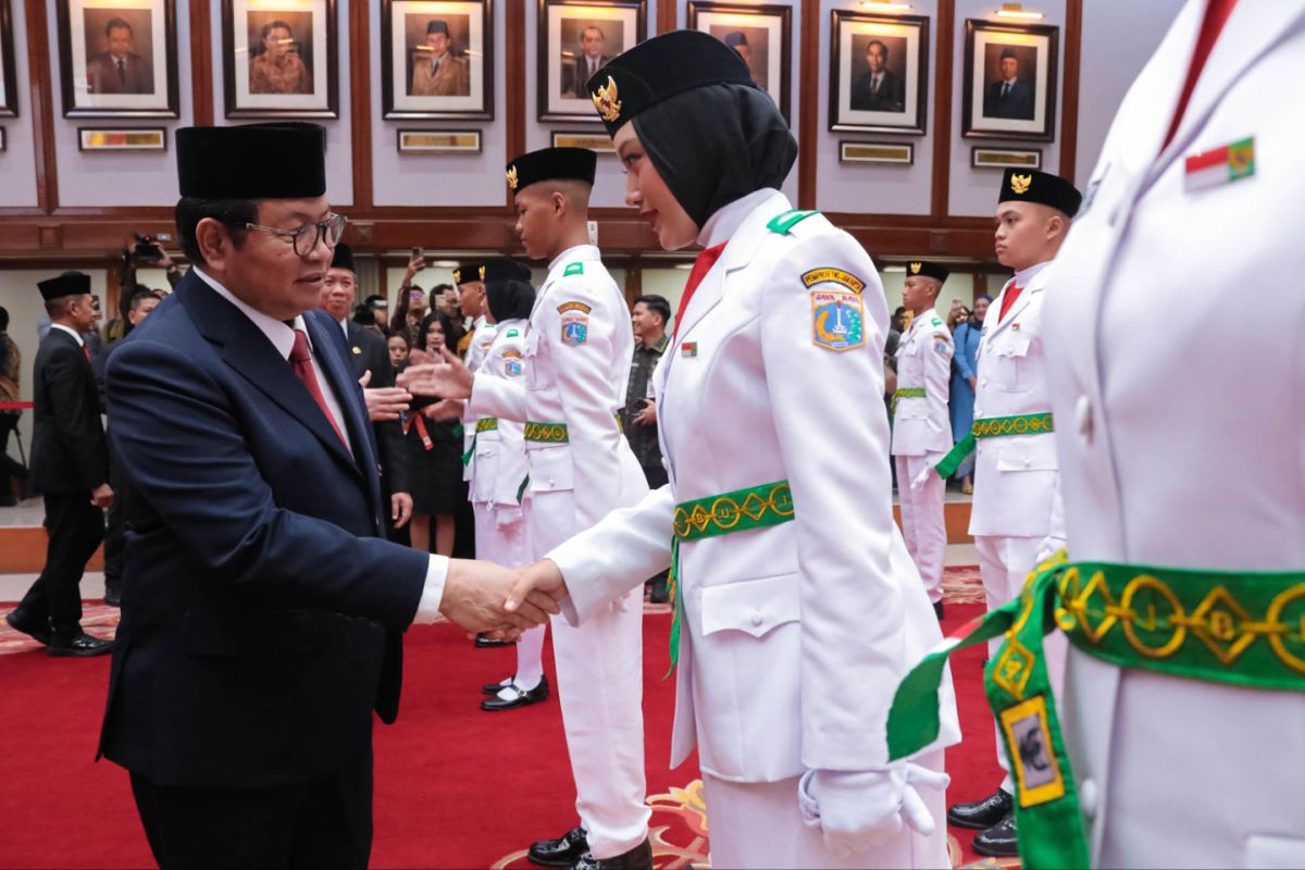 Governor Pram urges Paskibraka members to uphold discipline and responsibility