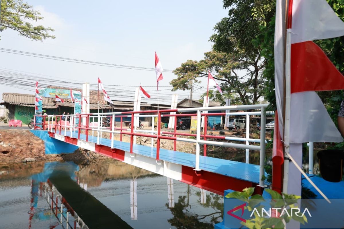 TNI-Polri build 3,395 bridges to improve public access