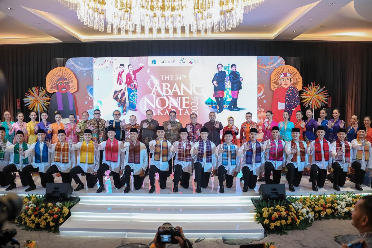 Rano asks Abang None to understand Jakarta's development direction
