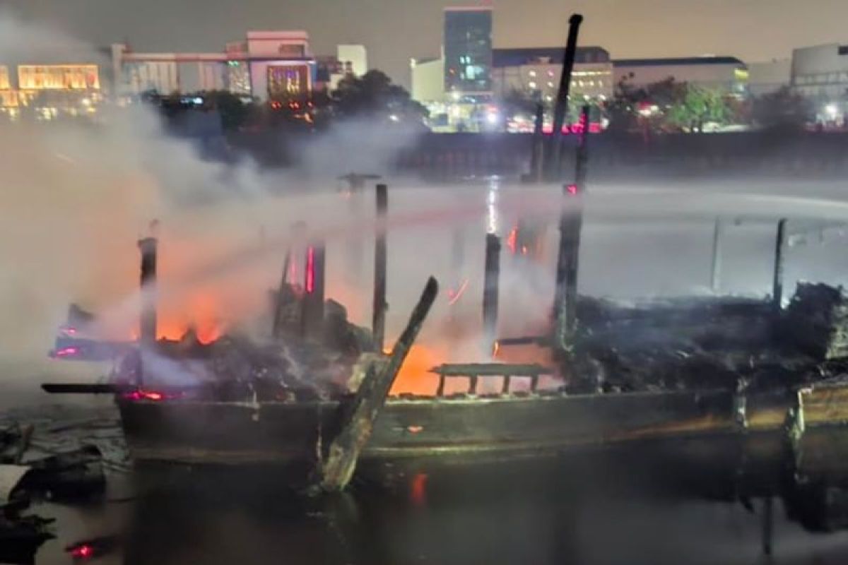 Firefighters Still Battling Ship Fire in North Jakarta