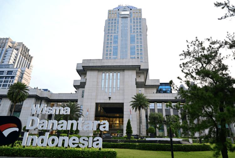 Awaiting Danantara's Magic to Achieve 8% Growth