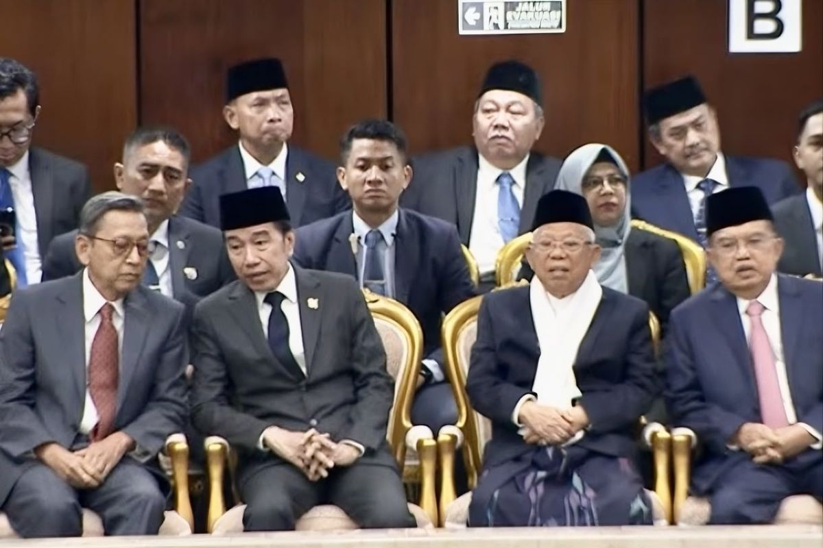 Jokowi, JK, Boediono, Ma'ruf Amin Attend 2026 Annual Session