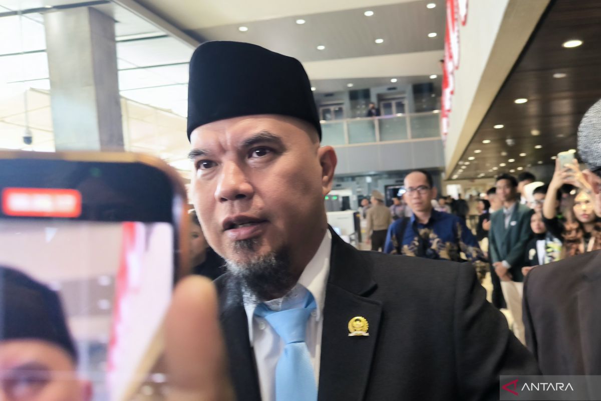 Ahmad Dhani hopes state address focuses on Article 33 of the 1945 Constitution