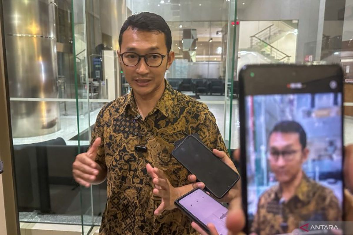 KPK Examines Surabaya Railway Engineering Centre Head Over East Java Rail Projects