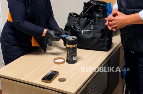 Ngurah Rai Customs Foils Smuggling of 1 kg Hashish from Thailand