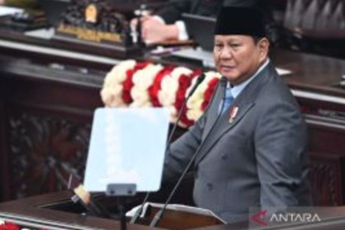 Designer Says Prabowo's Attire Can Be Developed with Indonesian Touches