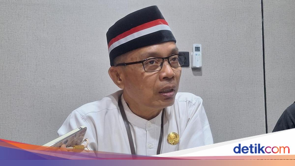 Mataram City Government Bans Cross-Dressing Parades and Football in House Dresses