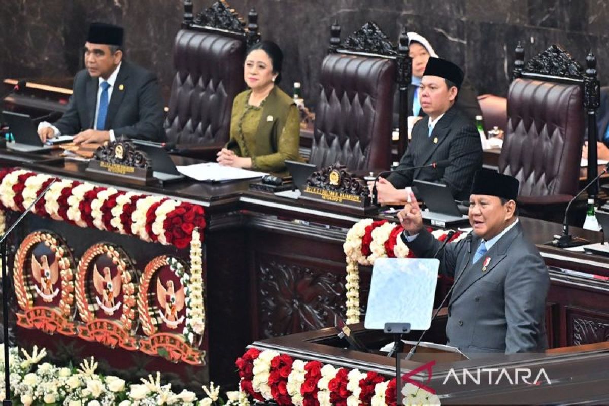 Prabowo Pledges to Centre Development on Public Welfare