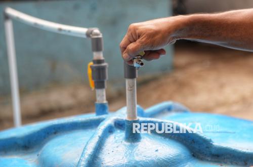 AKPRIND University Helps Bantul Farmers Convert Waste into Biogas
