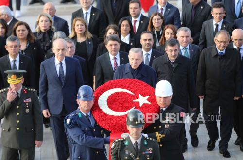 Erdogan Reveals Secrets Behind Turkey's Total Transformation Over 25 Years in Power
