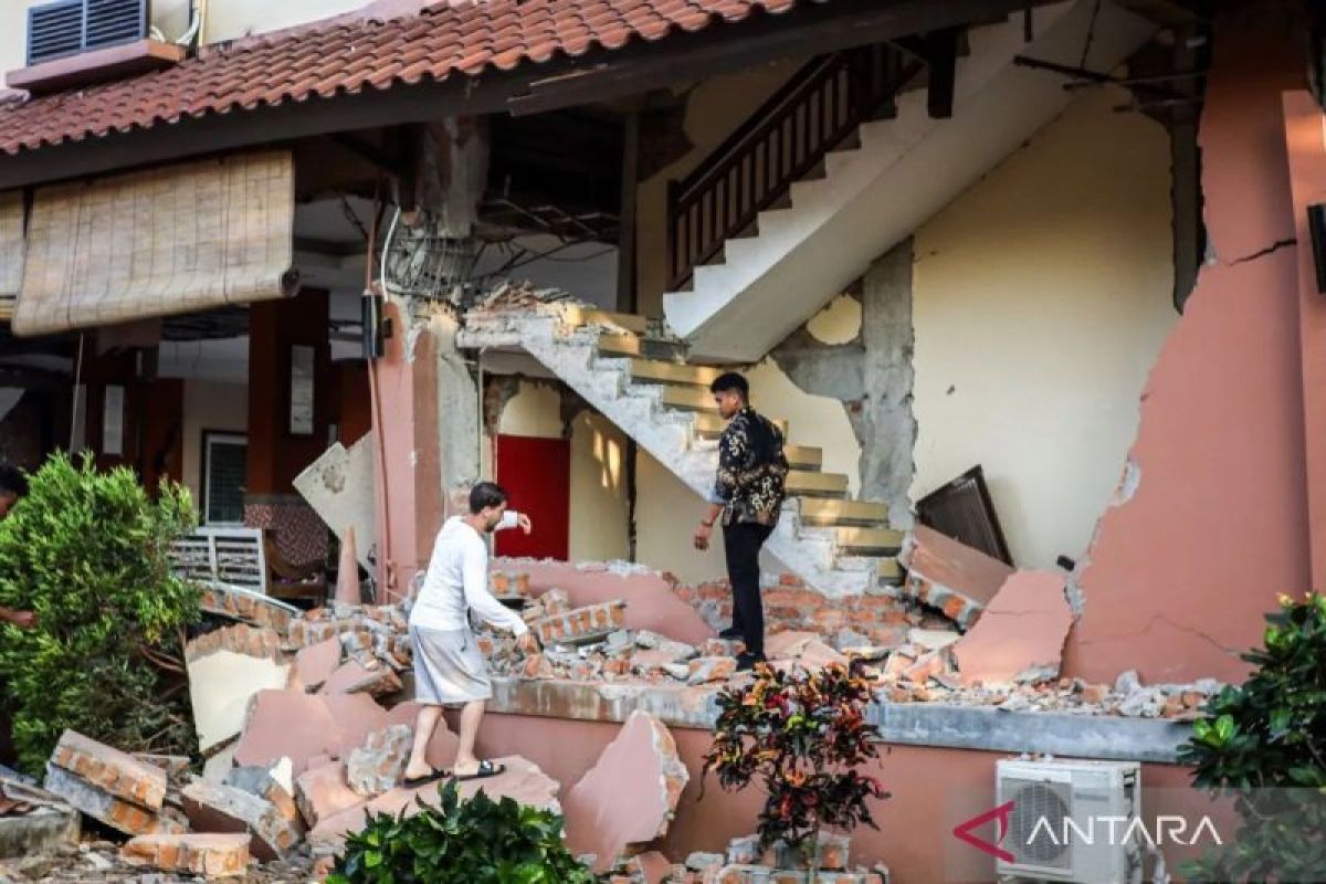 NTT earthquake: Transport minister prioritises operational safety
