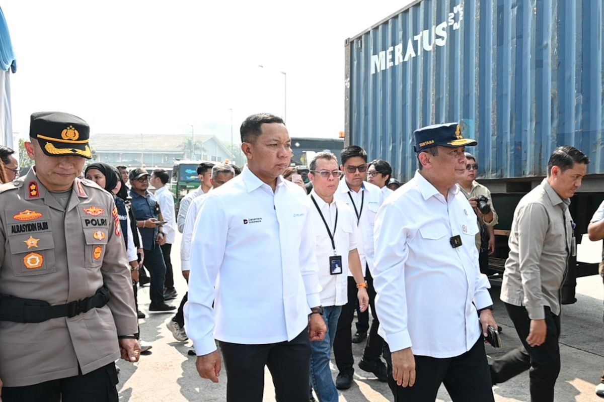 Pelindo tests emissions of 500 logistics vehicles to accelerate decarbonisation