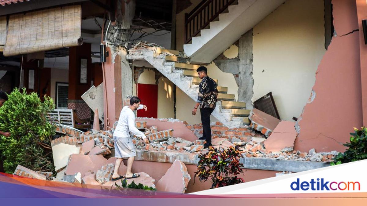 Residents Still Trapped in Building Rubble After M 7 Earthquake in NTT