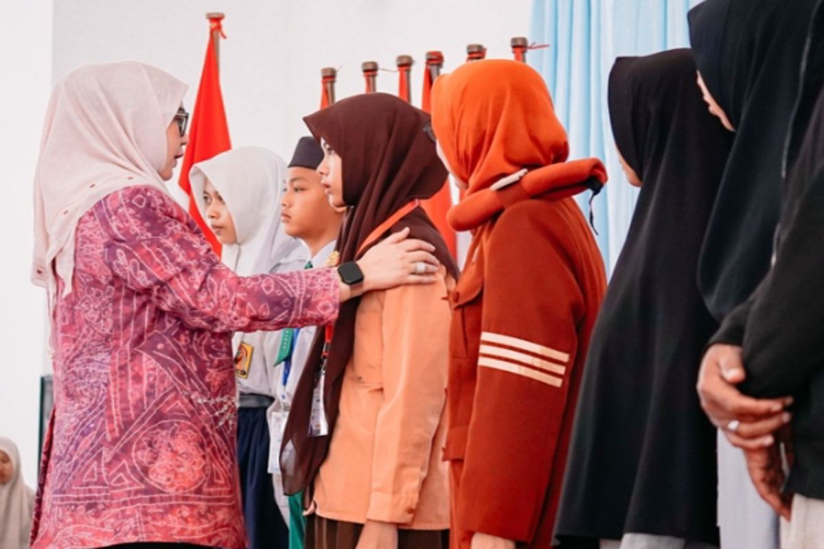 234 SRT 2 Banjarbaru students build character in new academic year