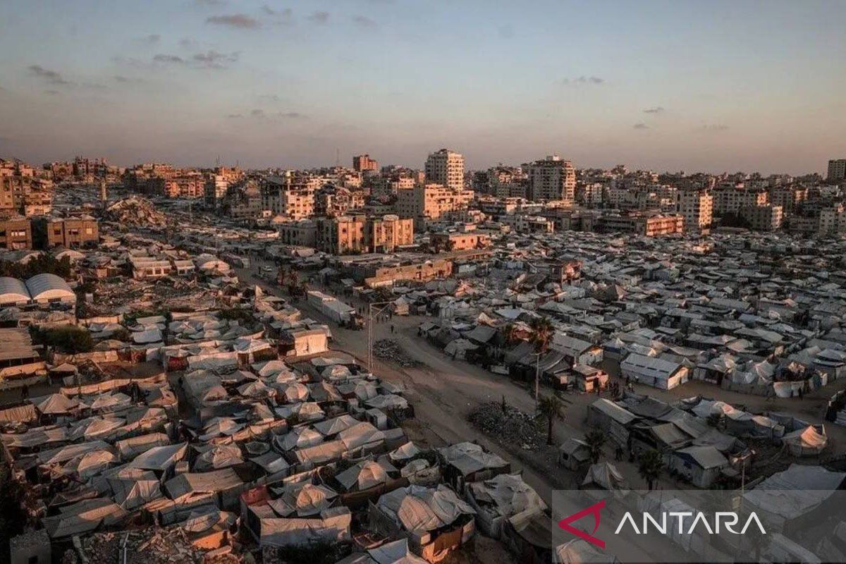 Gaza oxygen crisis worsens as 22 stations cease operations
