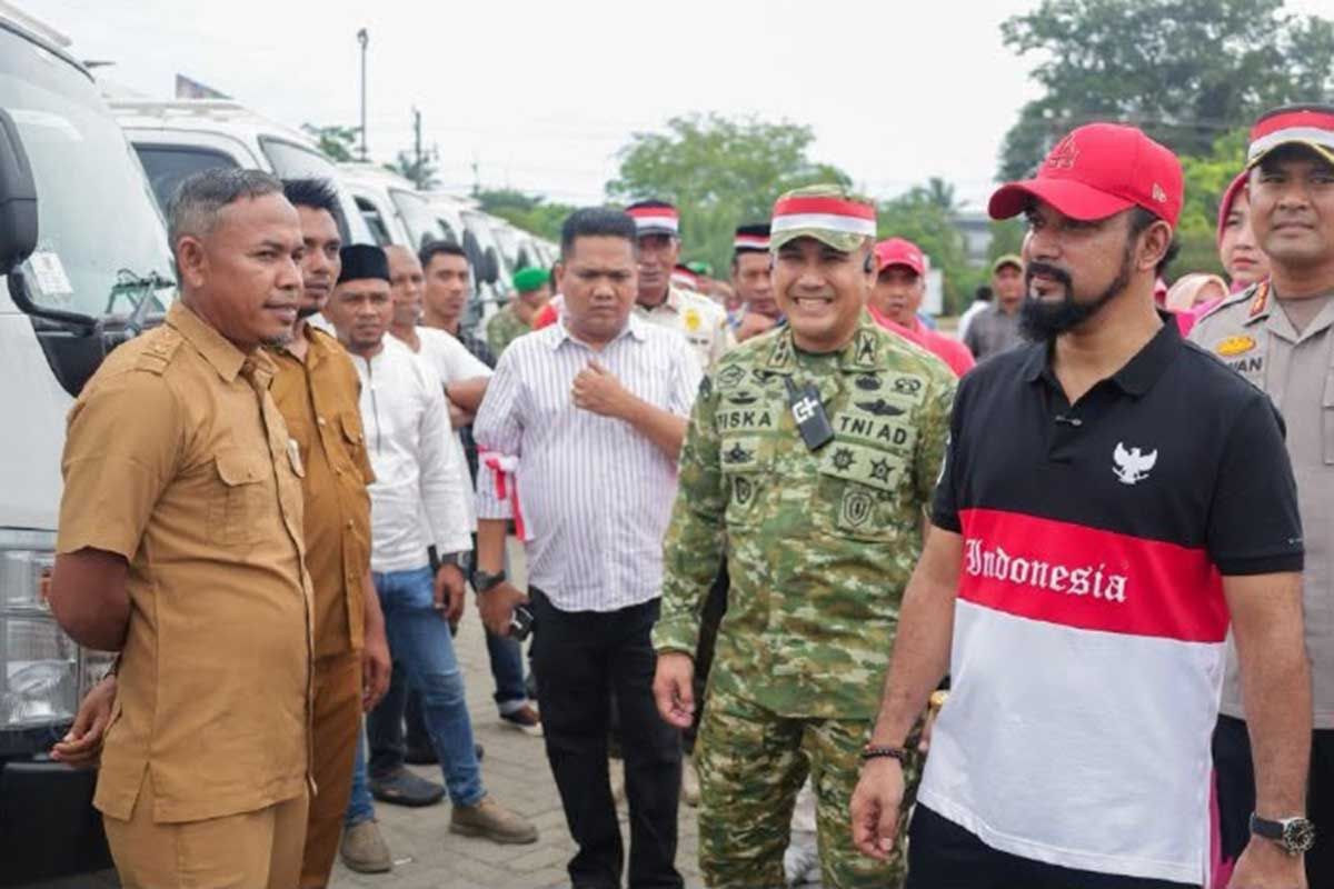 East Aceh Government Distributes 20 Pickup Trucks to KDMP