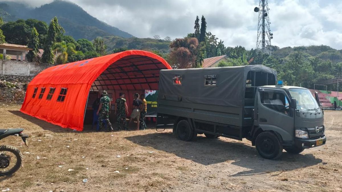 President Sends 50,000 Food Packages to NTT Earthquake Sites
