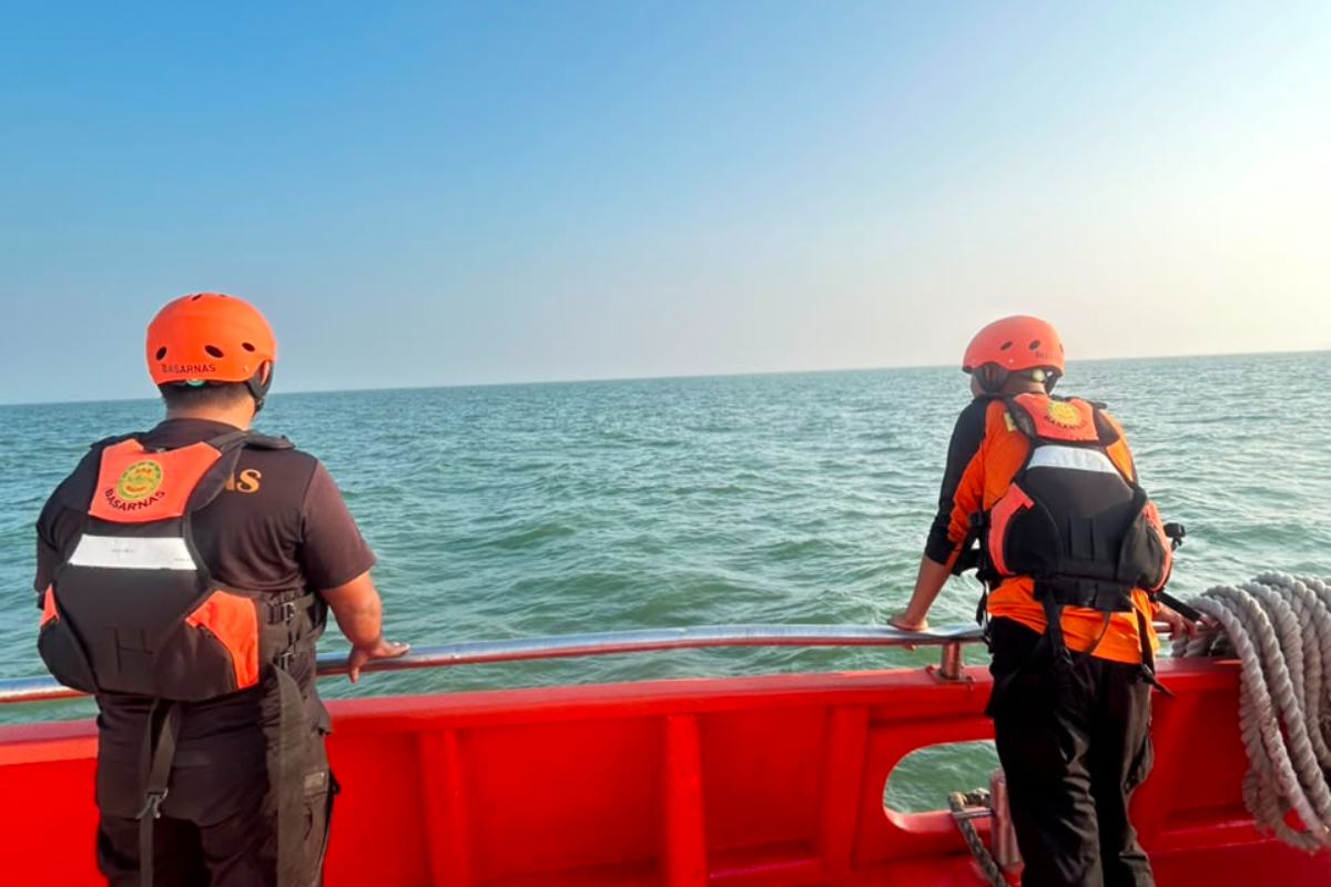 Migrant Worker Boat Sinks in Rupat Waters, Three Still Missing