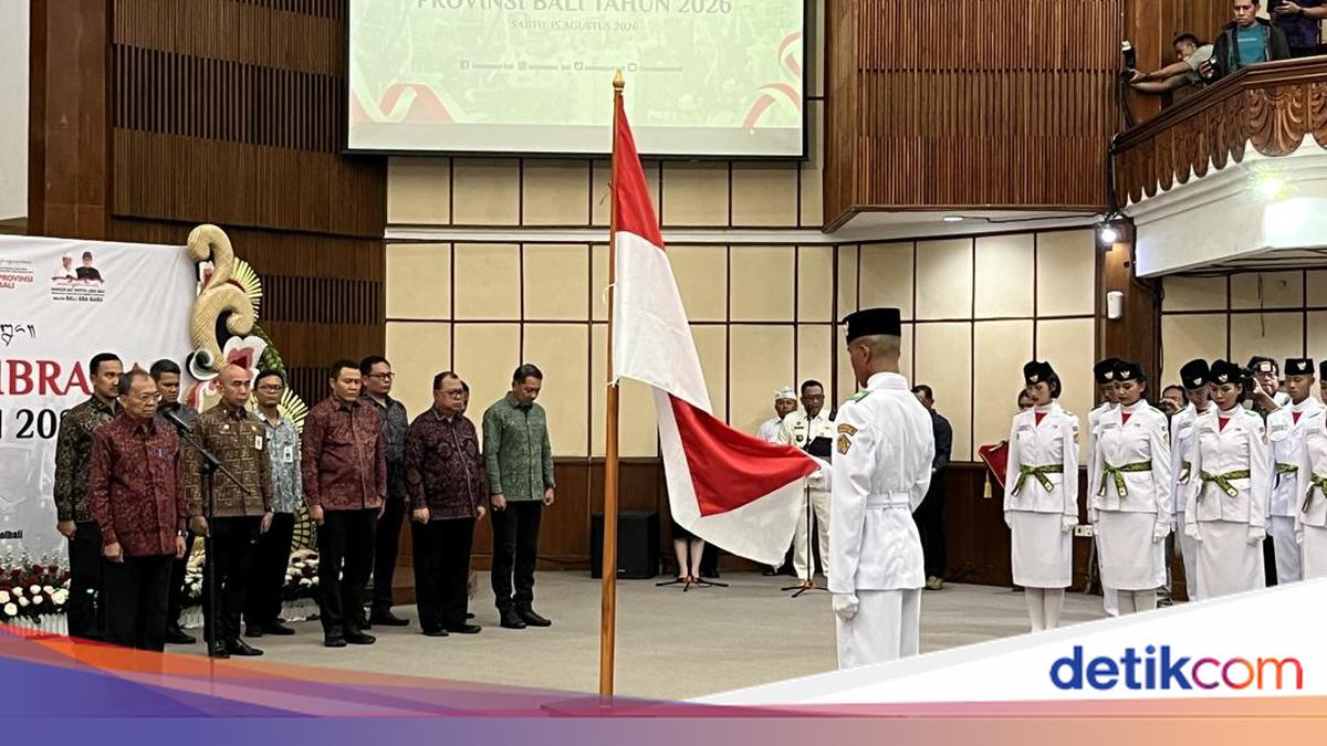 Koster Inaugurates 72 Bali Paskibraka Members for 81st Indonesian Independence Day Ceremony