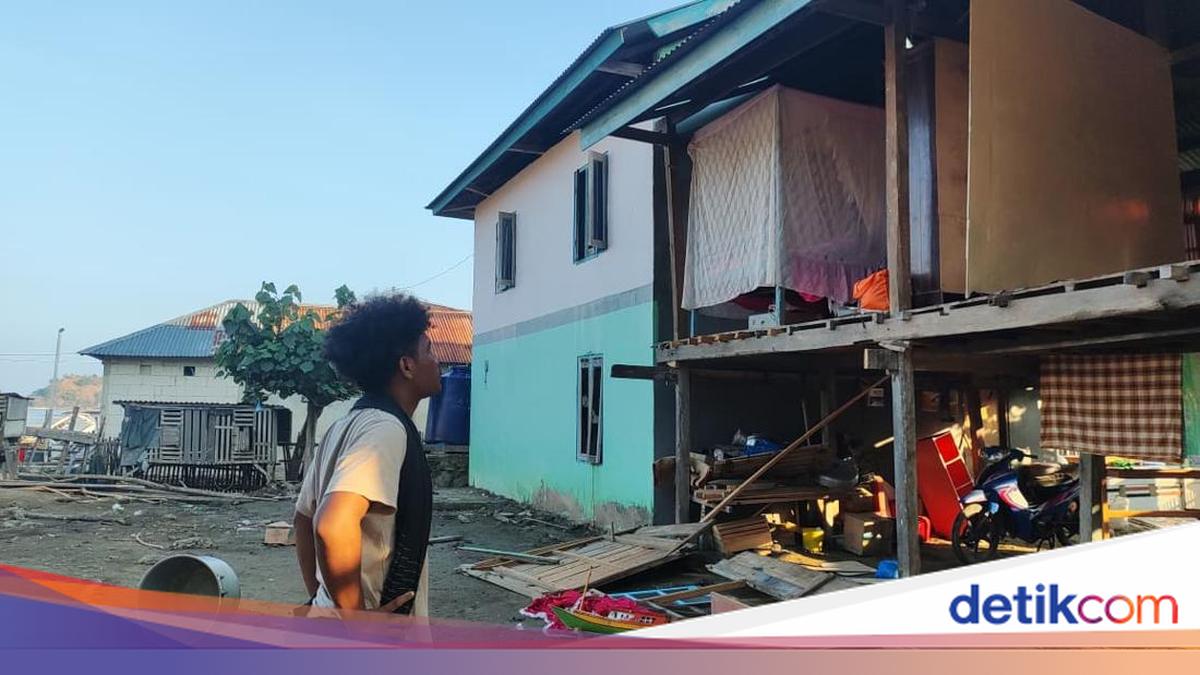 UMY KKN Students Help Residents After M 7.7 Earthquake Strikes NTT