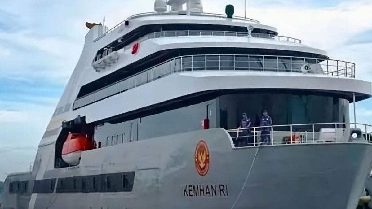 Haji Isam's Cruise Ship Used to Support Government Programme
