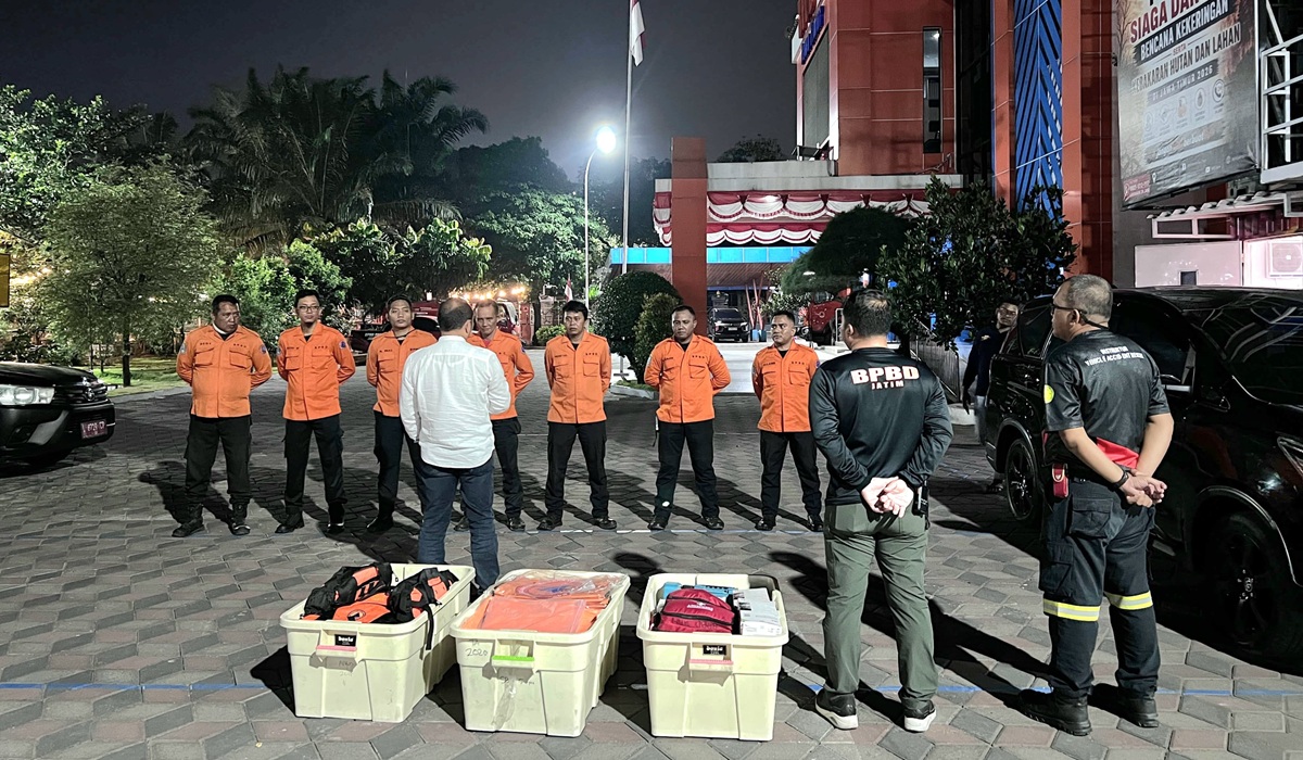 East Java Provincial Government Sends BPBD Rapid Response Team to Assist NTT Earthquake Handling
