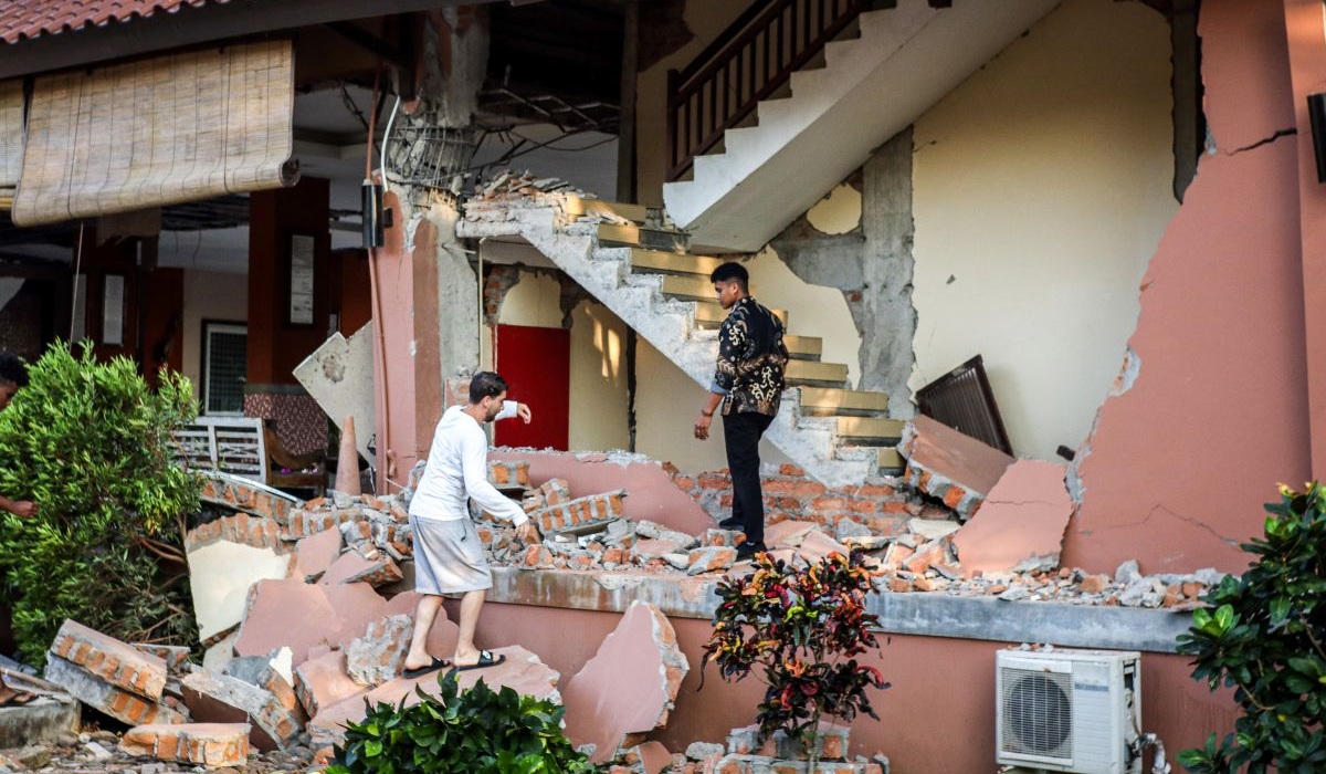 Field Hospital Established as NTT Earthquake Response Accelerates