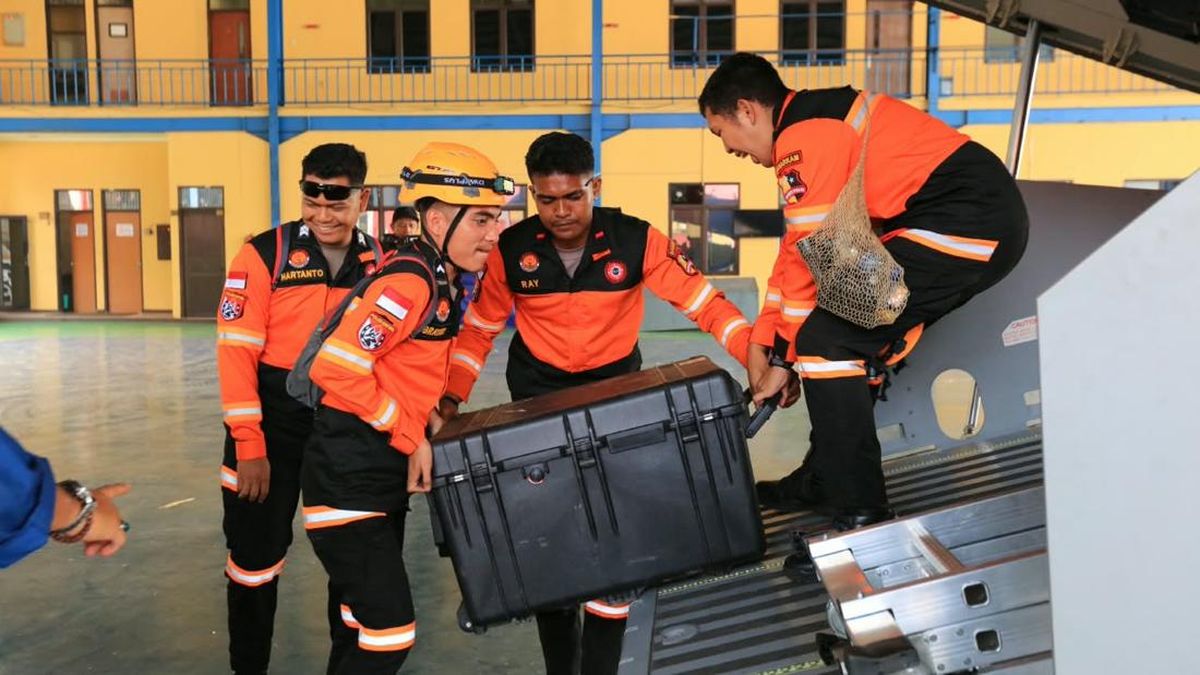 Police Send 2.5 Tonnes of Logistics to Earthquake Victims and Vulnerable Groups in NTT