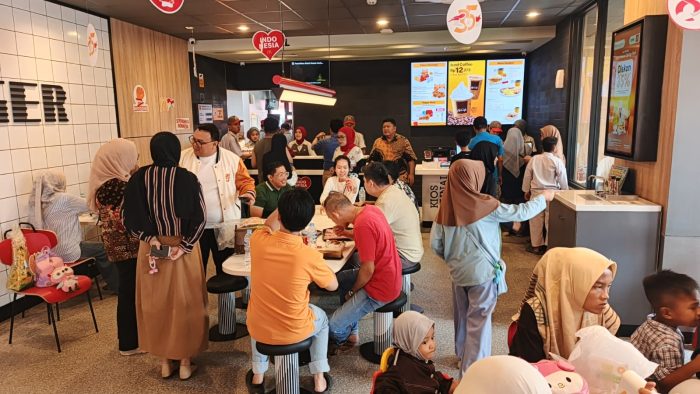 McDonald's Botania Outlet Opens 24 Hours, Fanindo Eyes Regional Economic Growth