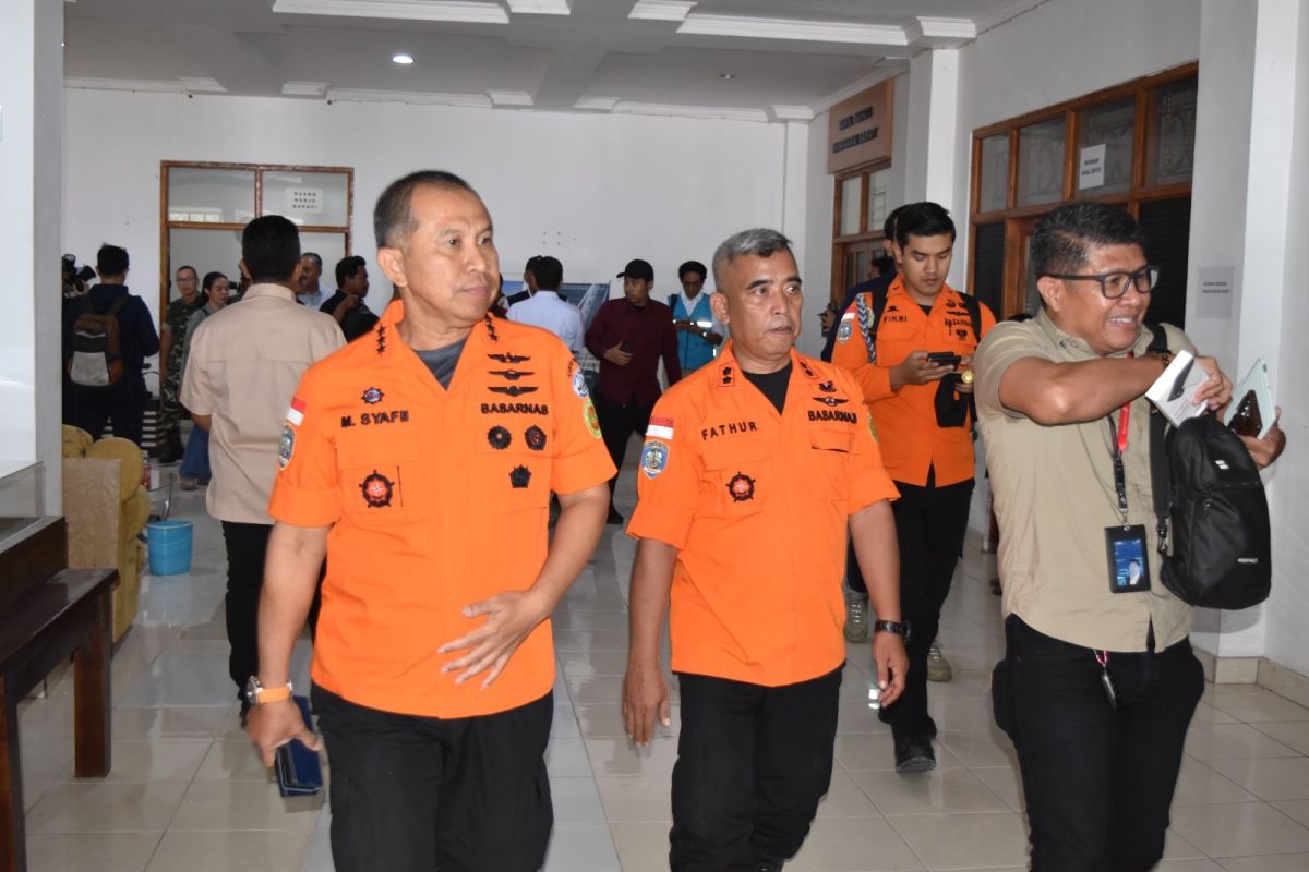 Basarnas chief directly monitors Flores earthquake response
