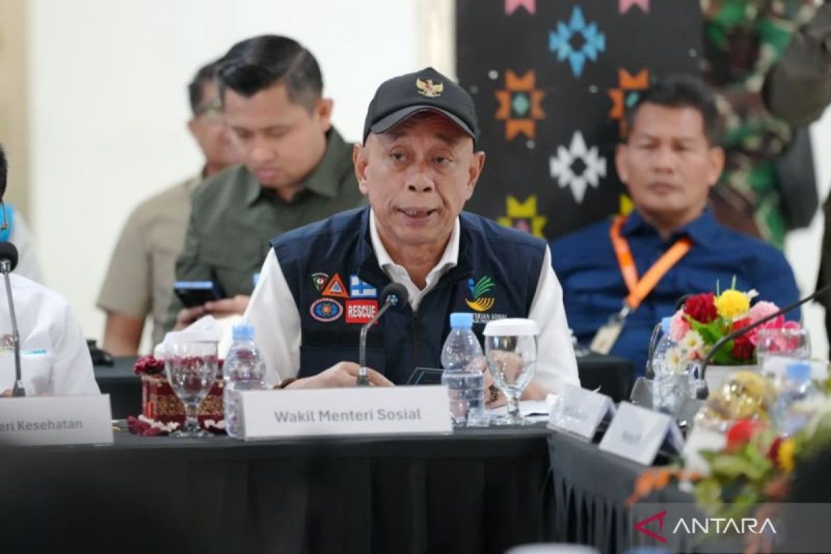 Ministry dispatches aid, prepares compensation for NTT quake victims