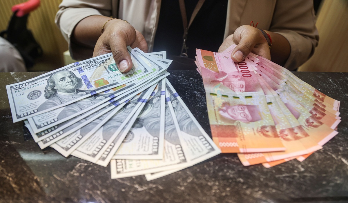 Rupiah Predicted to Potentially Weaken on Monday