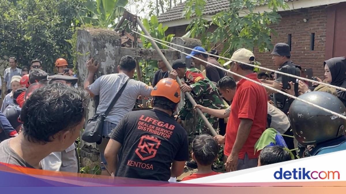 10-Year-Old Boy Survives After Falling into Well in Wonosari, Gunungkidul