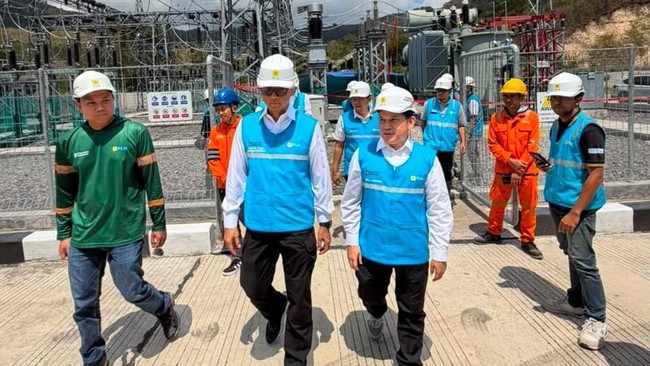 Main Power Supply in Flores Normal, PLN Focuses on Restoring Network