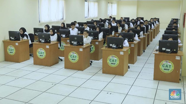 Nine Ministries and Agencies Open Civil Service School Registration on 18 August