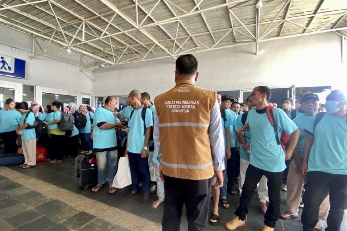 BP3MI Kepri uses Friday sermons to educate on safe migration