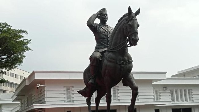 Rediscovering the Free and Active Foreign Policy in Bung Karno's Thought