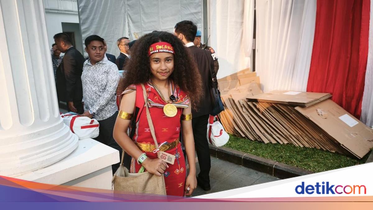 Guests at 81st Indonesian Independence Day Ceremony Receive Two Souvenir Bags