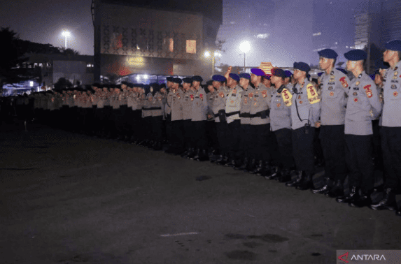 13,859 Personnel Deployed to Secure Flag Procession and People's Party for Indonesia's Independence Day in Jakarta