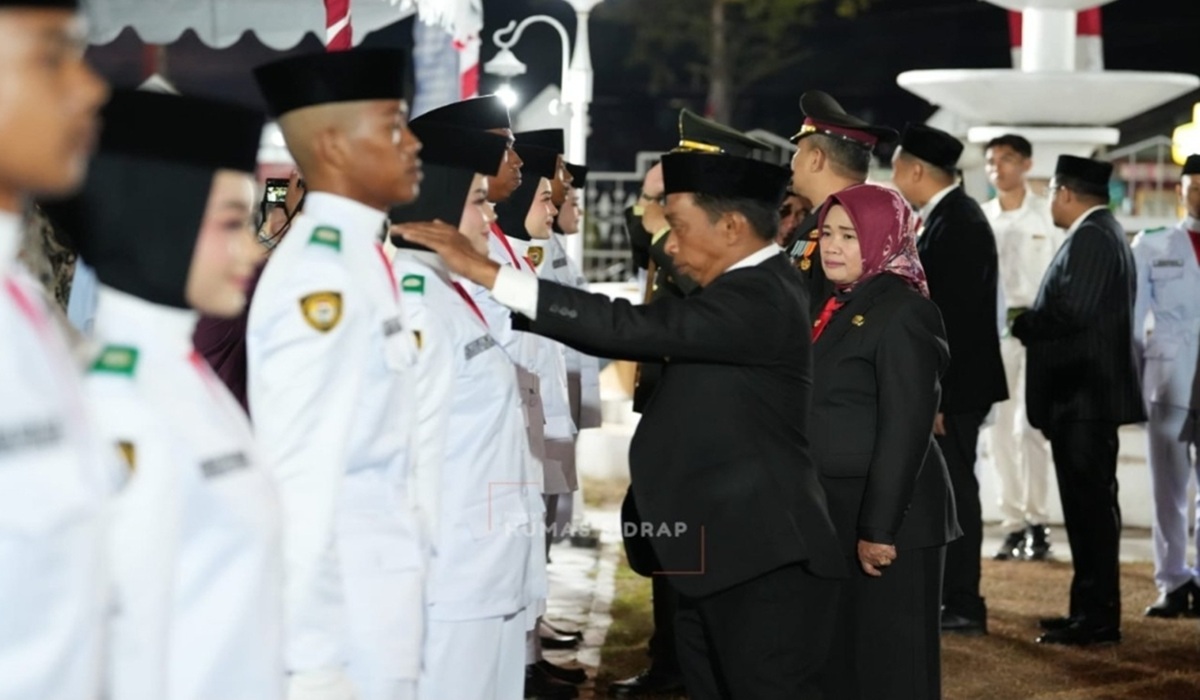 Sidrap Regent Inaugurates 45 Paskibraka Members for Indonesia's 81st Independence Day