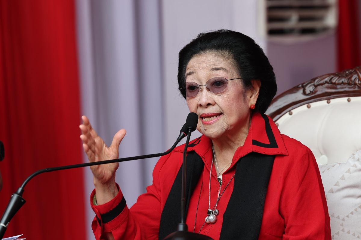 On Independence Day, Megawati urges prayers for NTT earthquake victims
