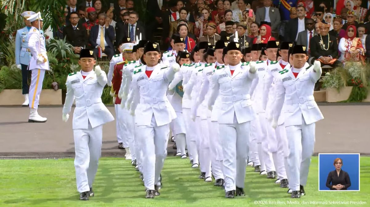 Paskibraka Troop Receives Rousing Applause at Independence Day Ceremony