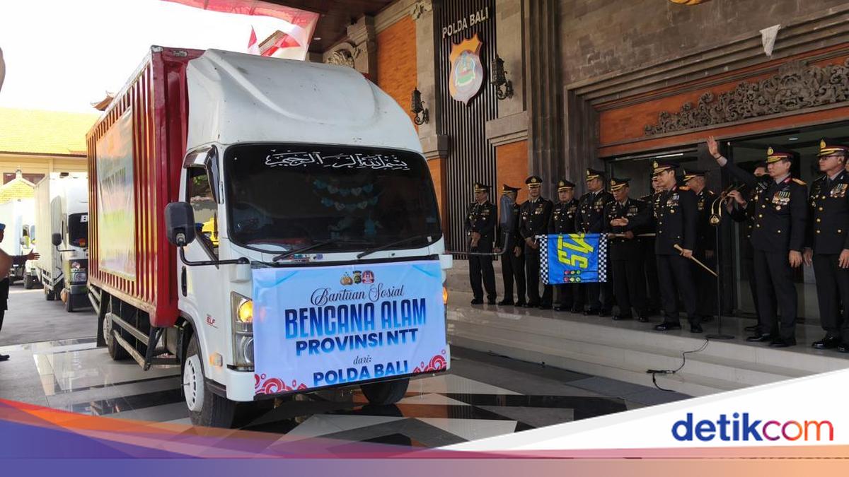 Bali Police Send 5 Container Trucks of Aid for NTT Earthquake Victims