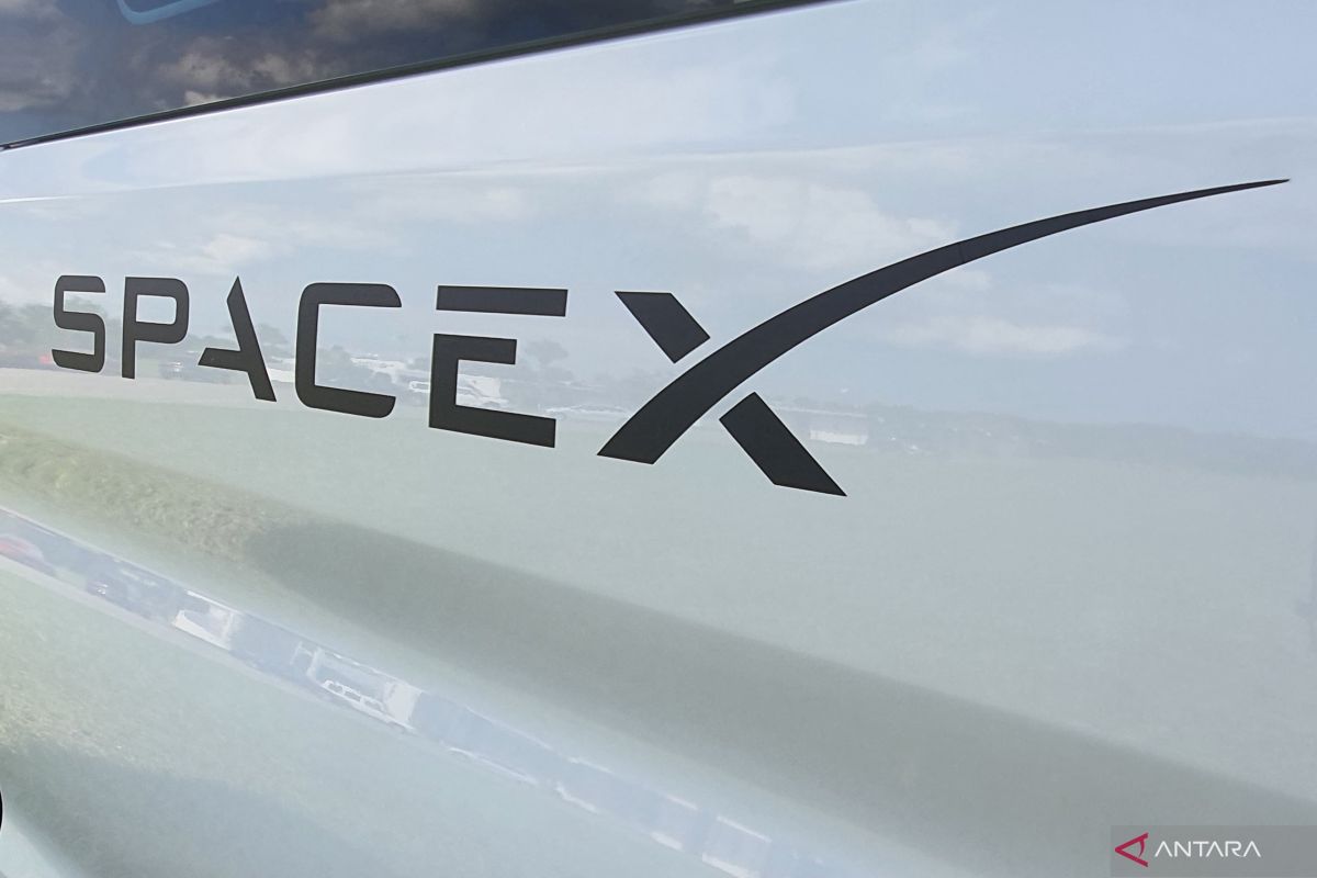 SpaceX acquires AI coding startup Cursor