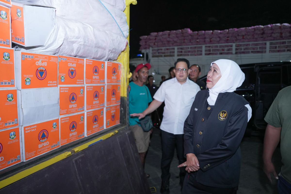 East Java deploys SAR team, health workers, and logistical aid to NTT