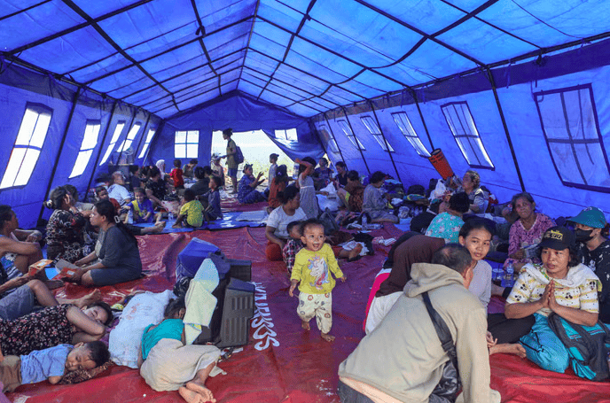DPR Reviews NTT Earthquake Impact, Ensures Rapid Victim Handling